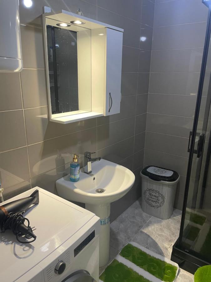 Modern Reality Apartment Kumanovo Bagian luar foto